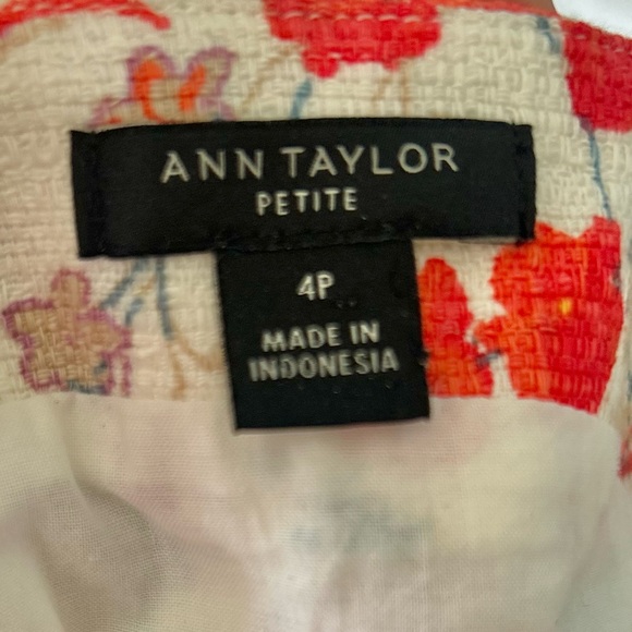 Ann Taylor floral sheath dress size 4P red purple floral - Picture 4 of 5